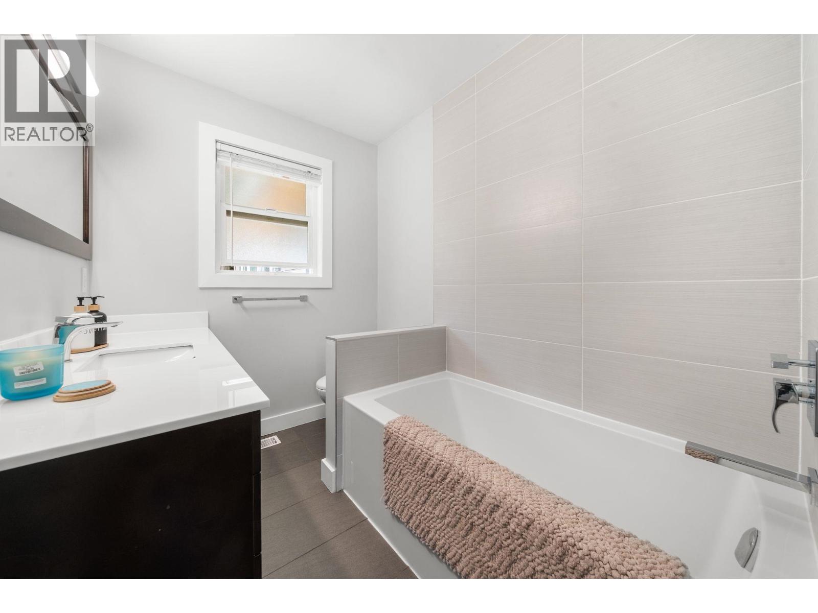 4515 Meadowbank Close, North Vancouver, British Columbia  V7K 2L1 - Photo 28 - R3107311