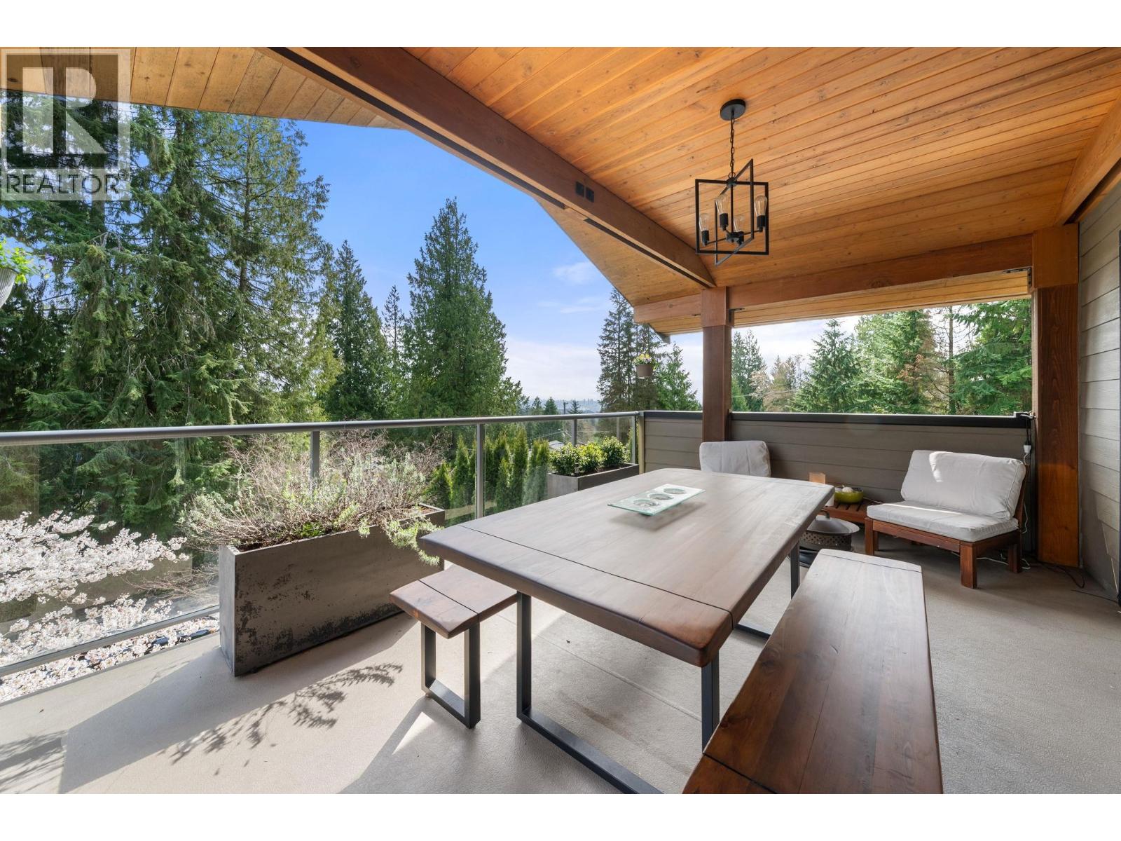 4515 Meadowbank Close, North Vancouver, British Columbia  V7K 2L1 - Photo 32 - R3107311