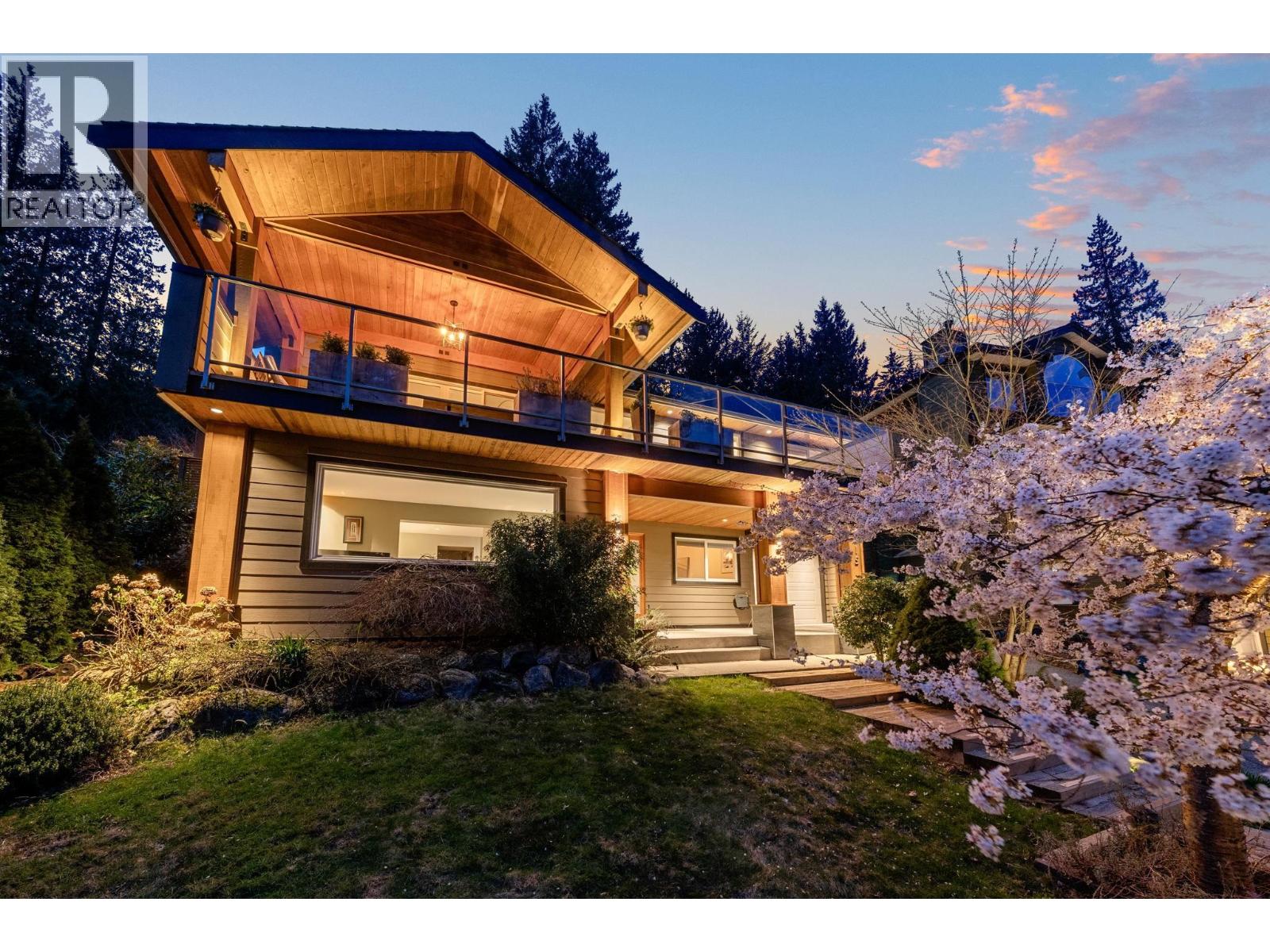 4515 Meadowbank Close, North Vancouver, British Columbia  V7K 2L1 - Photo 4 - R3107311