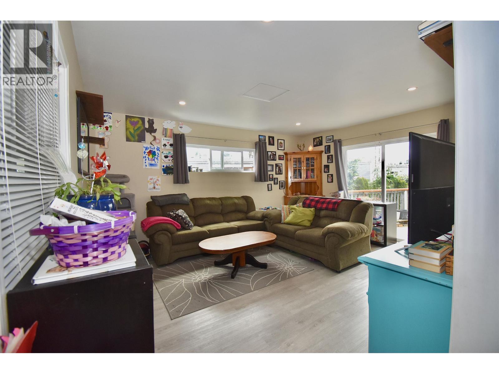 114 1413 Sunshine Coast Highway, Gibsons, British Columbia  V0N 1V5 - Photo 10 - R3107315