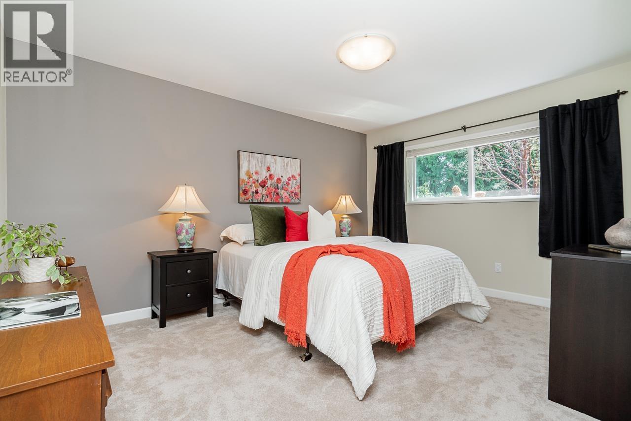 1730 Westminster Avenue, Port Coquitlam, British Columbia  V3B 1E2 - Photo 9 - R3107321