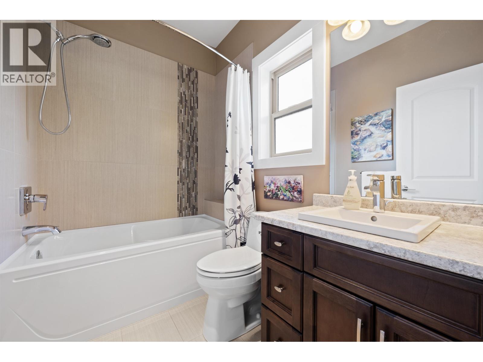 746 Upper Crescent, Squamish, British Columbia  V8B 1J2 - Photo 14 - R3107331