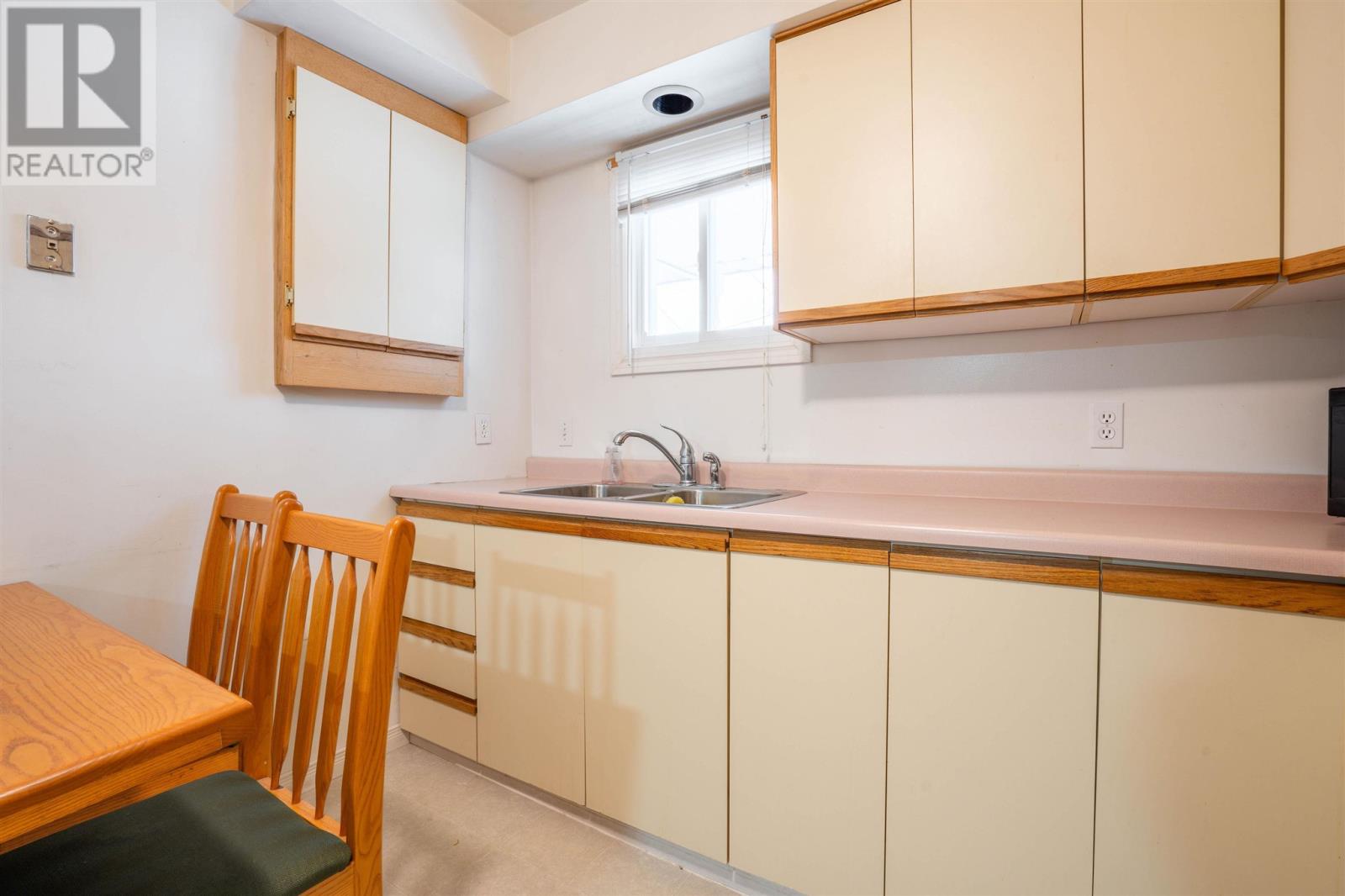 104 Birch St, Sault Ste. Marie, Ontario  P6B 2J6 - Photo 11 - SM260628