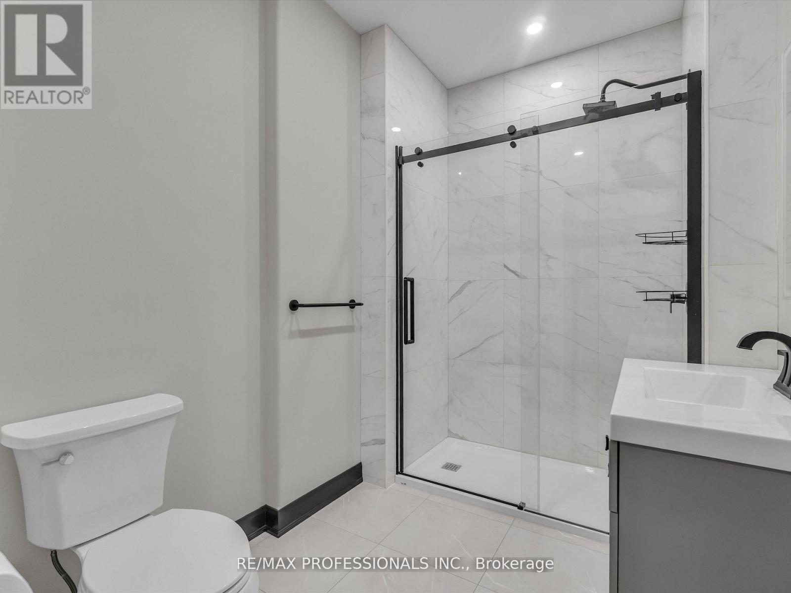 2320 Highway 117, Lake Of Bays, Ontario  P0B 1A0 - Photo 30 - X12651386