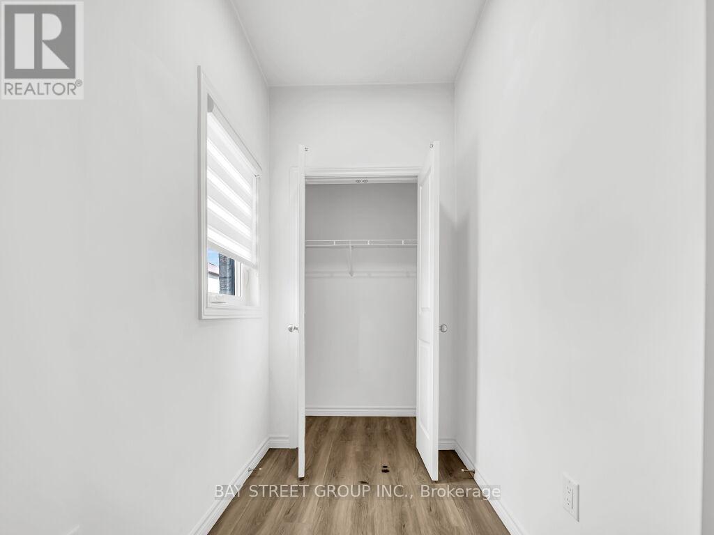 Photo 11 of 48 for 126 Byers Street