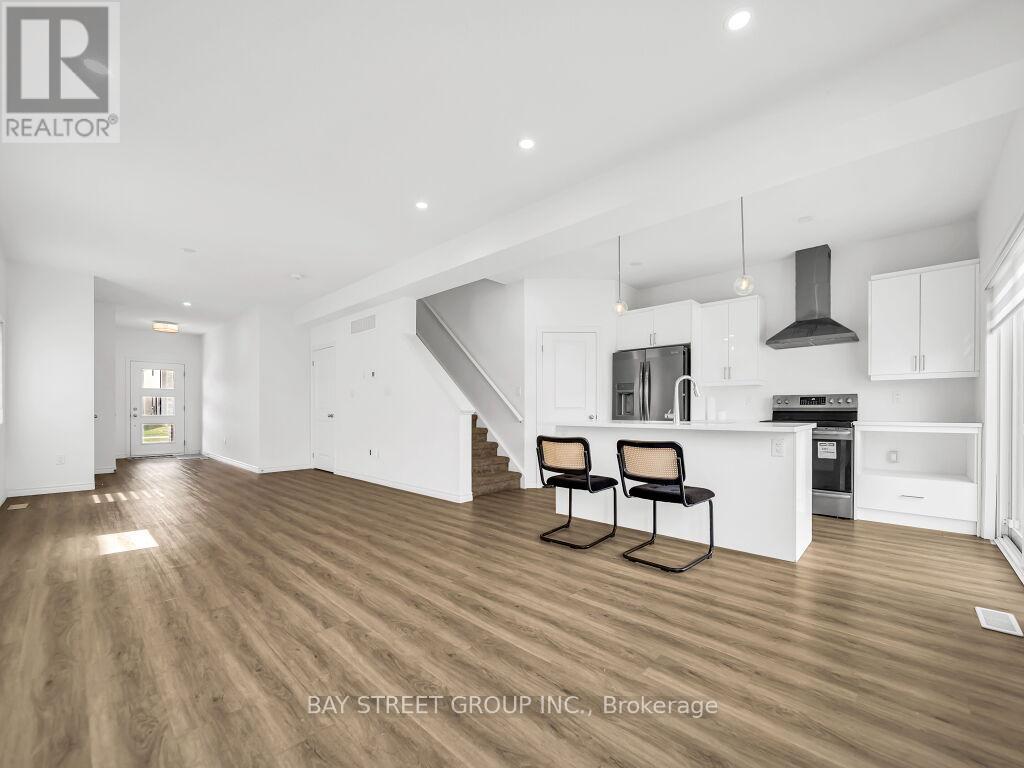 Photo 9 of 48 for 126 Byers Street