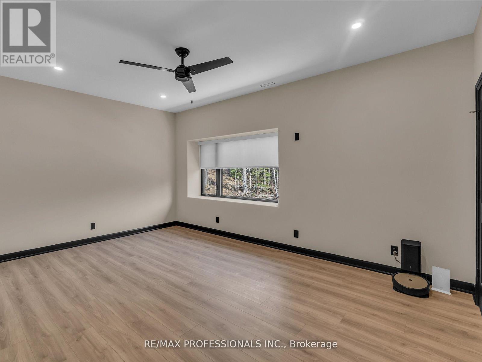 2320 Highway 117, Lake Of Bays, Ontario  P0B 1A0 - Photo 29 - X12651386