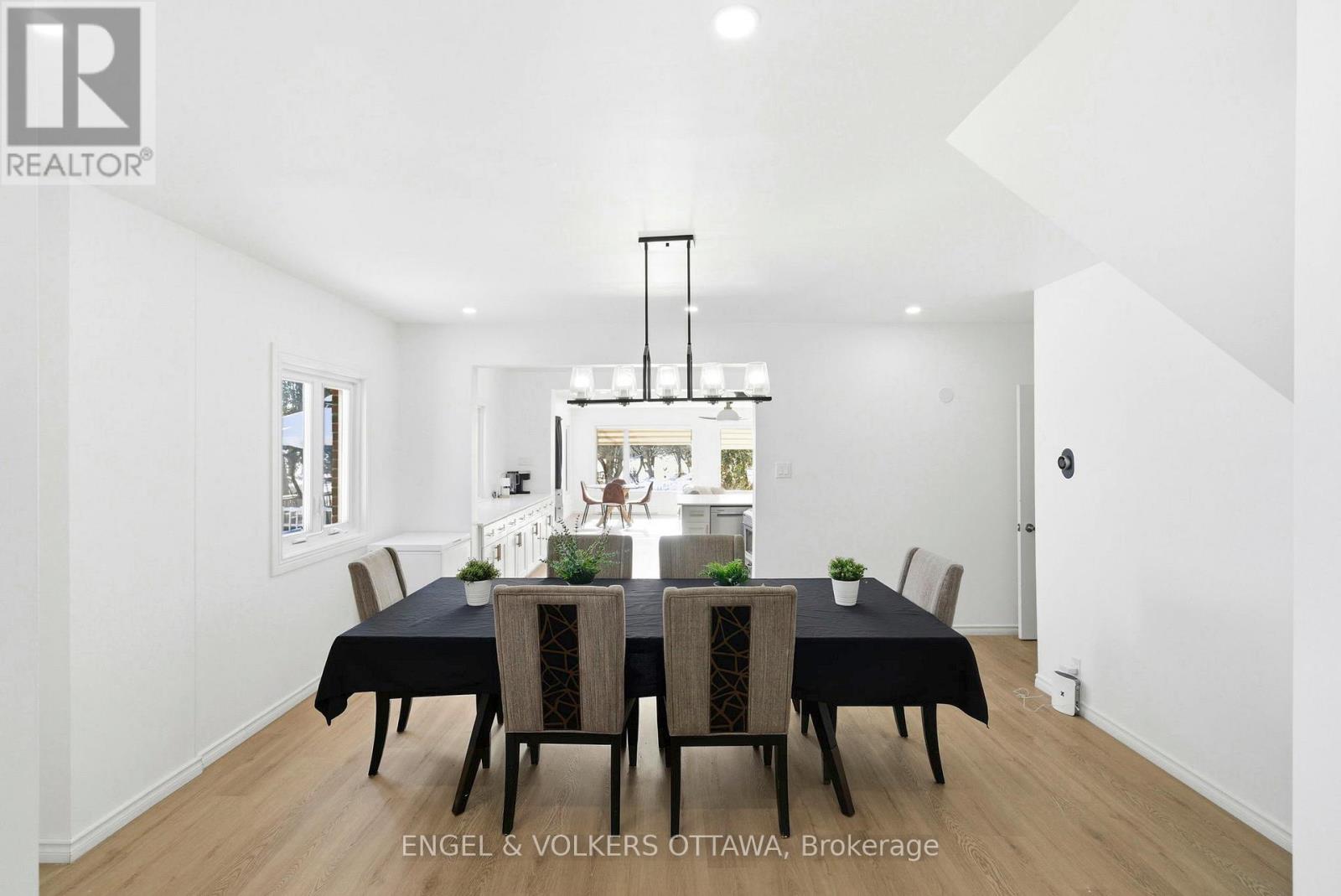 14120 County Road 13, North Stormont, Ontario  K0A 1R0 - Photo 12 - X12965452