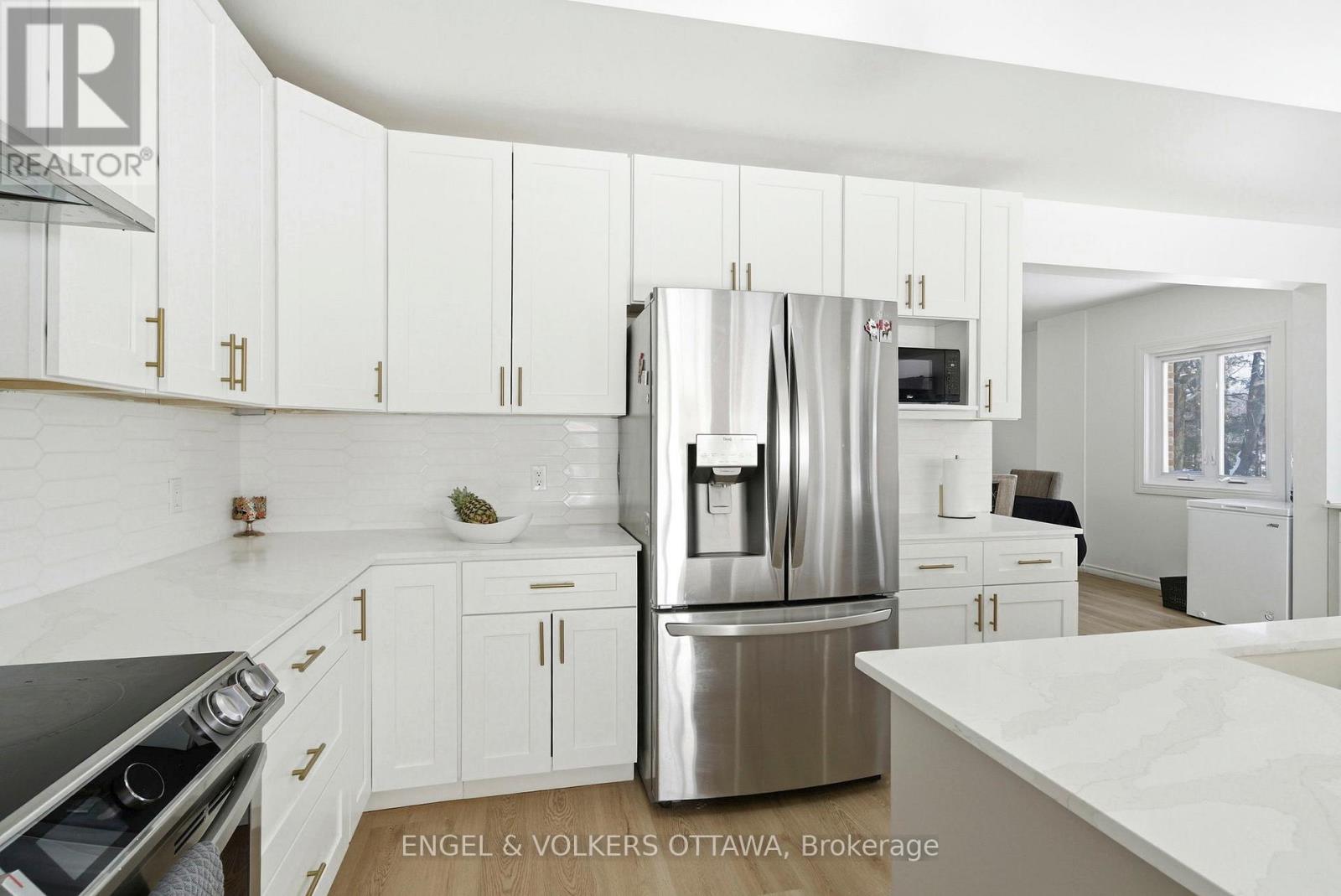 14120 County Road 13, North Stormont, Ontario  K0A 1R0 - Photo 4 - X12965452