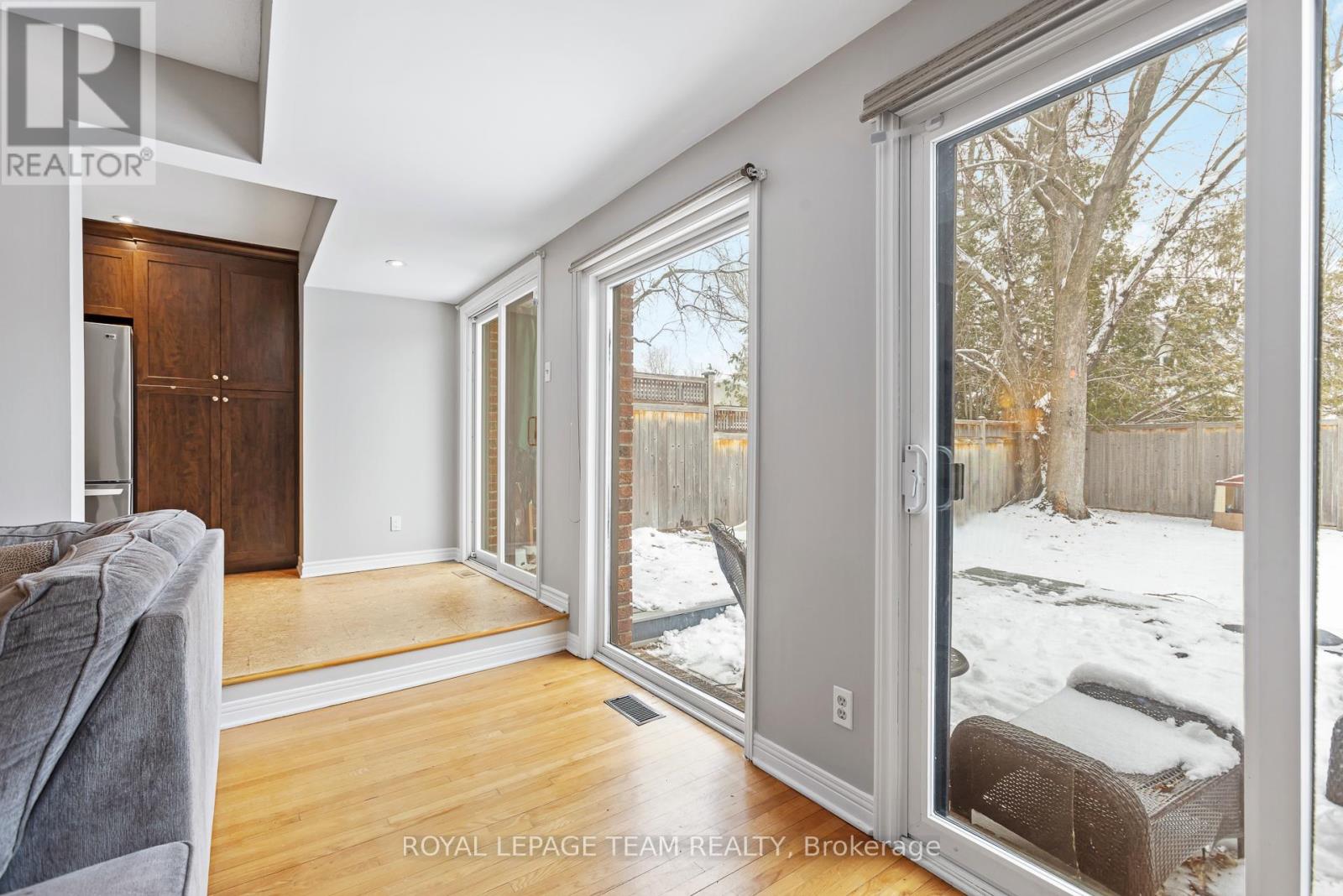 37 Leonard Avenue, Ottawa, Ontario  K1S 4T8 - Photo 7 - X12965522