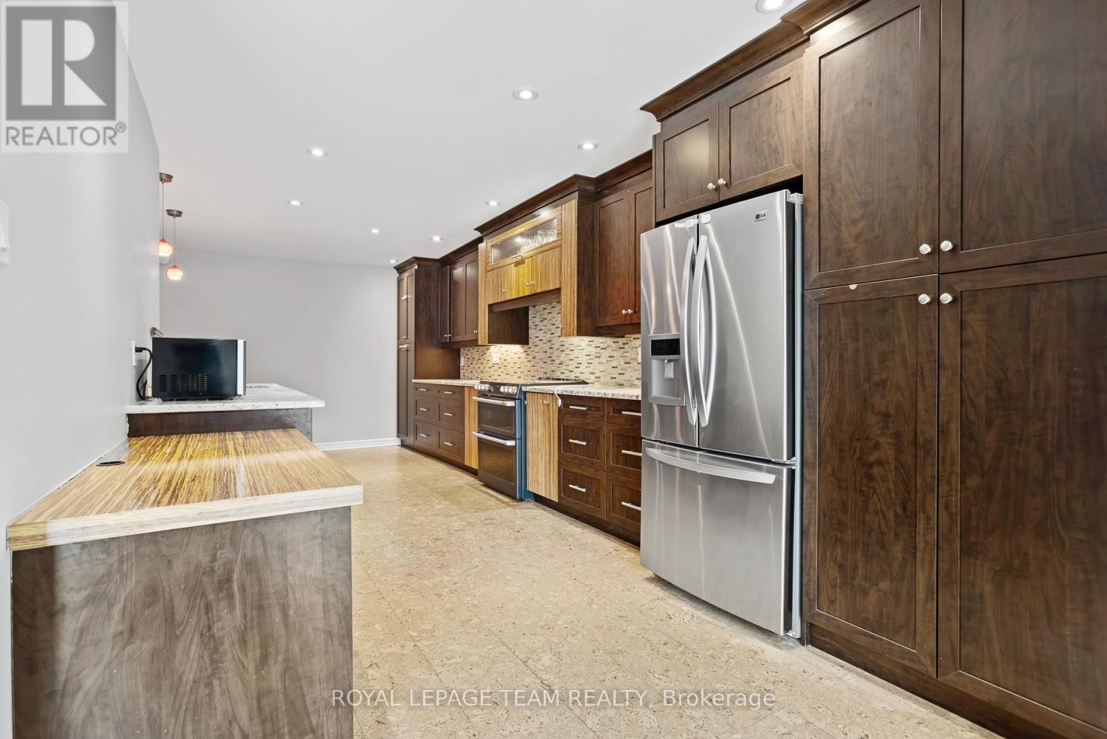 37 Leonard Avenue, Ottawa, Ontario  K1S 4T8 - Photo 8 - X12965522