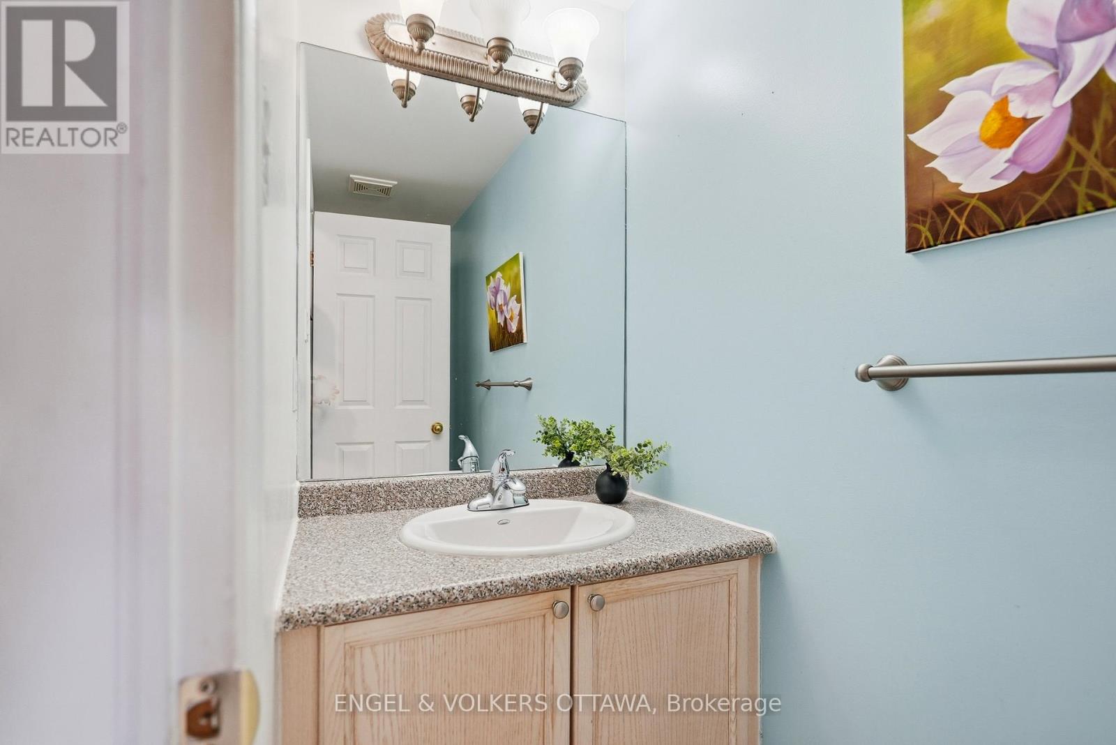 158 Woodpark Way, Ottawa, Ontario  K2J 4C8 - Photo 14 - X12965528