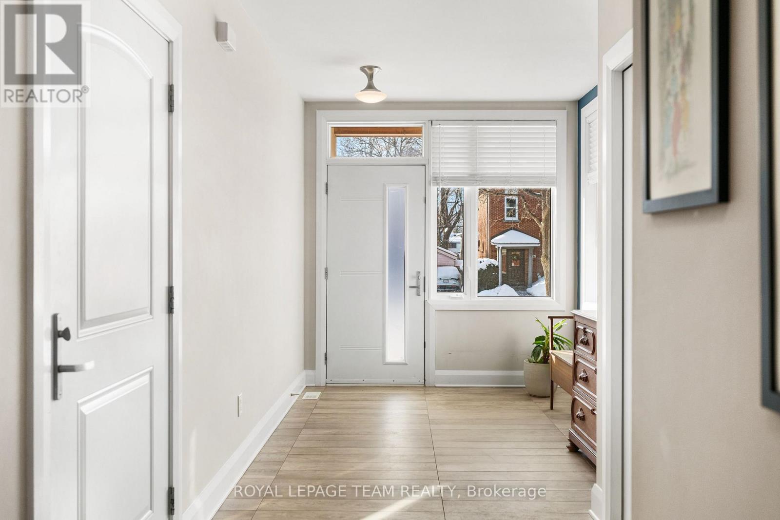 649 Churchill Avenue N, Ottawa, Ontario  K1Z 5G2 - Photo 2 - X12965578