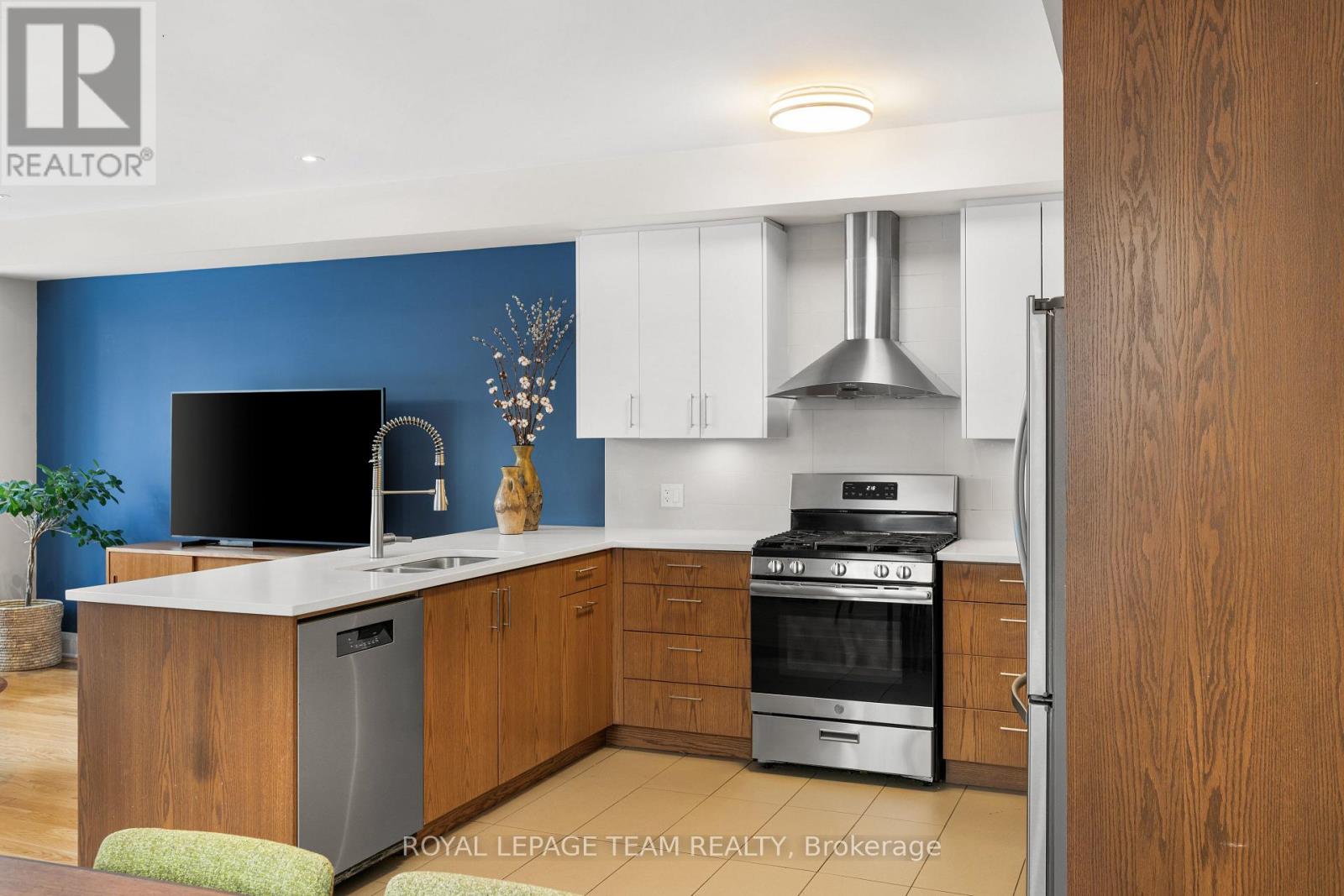 649 Churchill Avenue N, Ottawa, Ontario  K1Z 5G2 - Photo 7 - X12965578