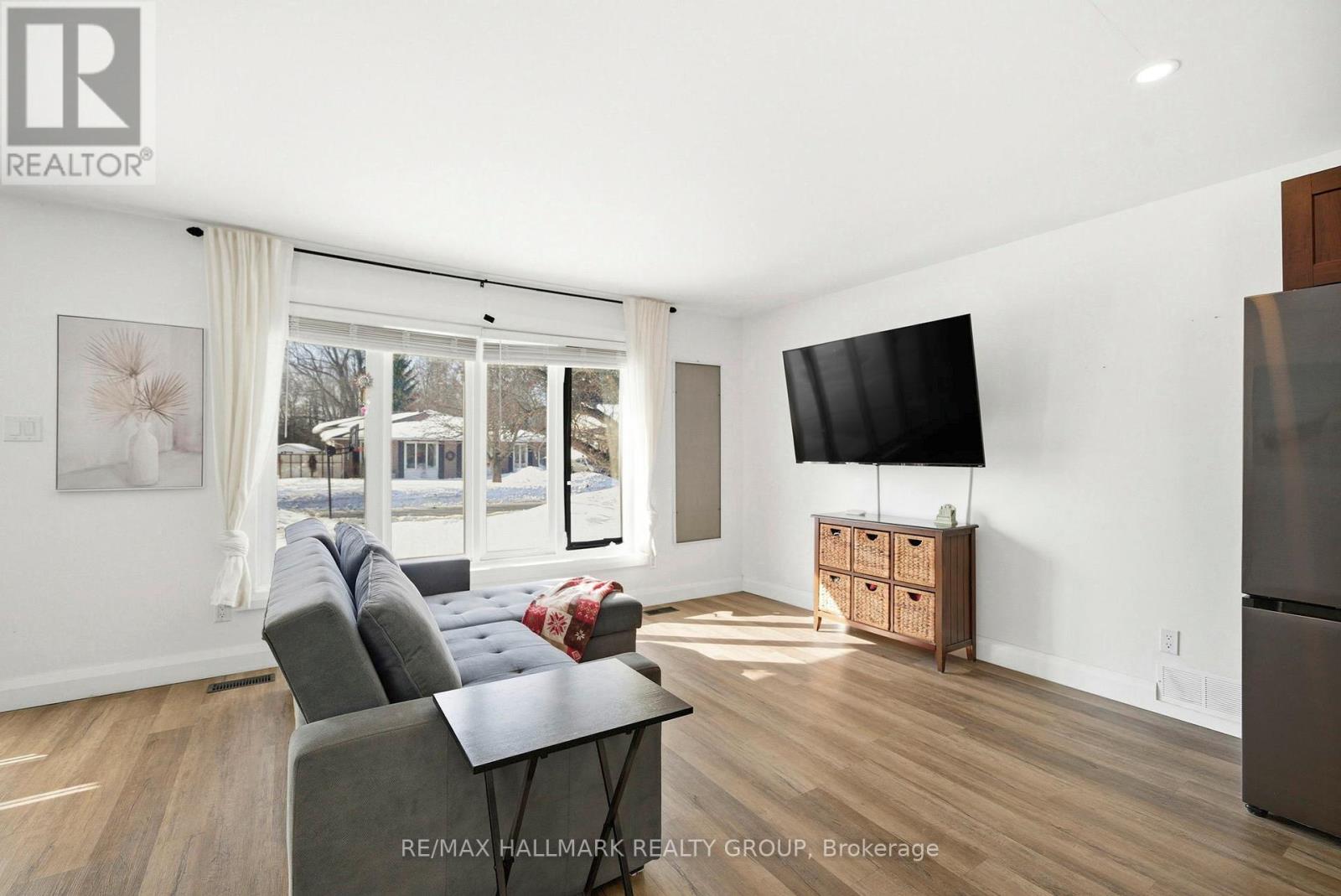 465 Joseph Street, Carleton Place, Ontario  K7C 3T8 - Photo 6 - X12965598