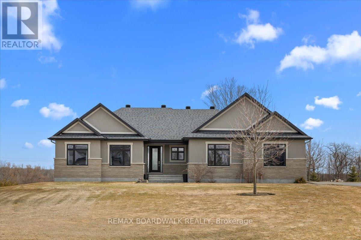 137 COYLES DRIVE S, Beckwith, Ontario