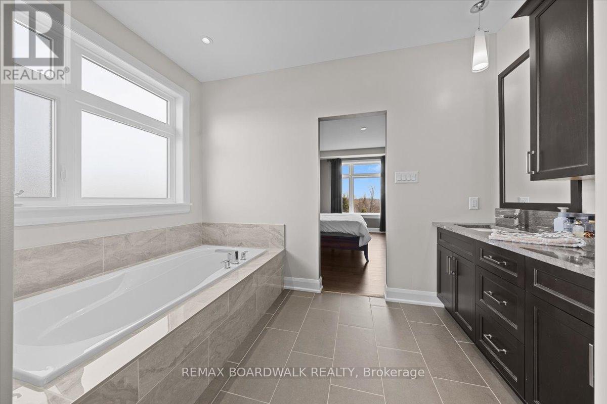 137 Coyles Drive S, Beckwith, Ontario  K0A 1B0 - Photo 34 - X12965600