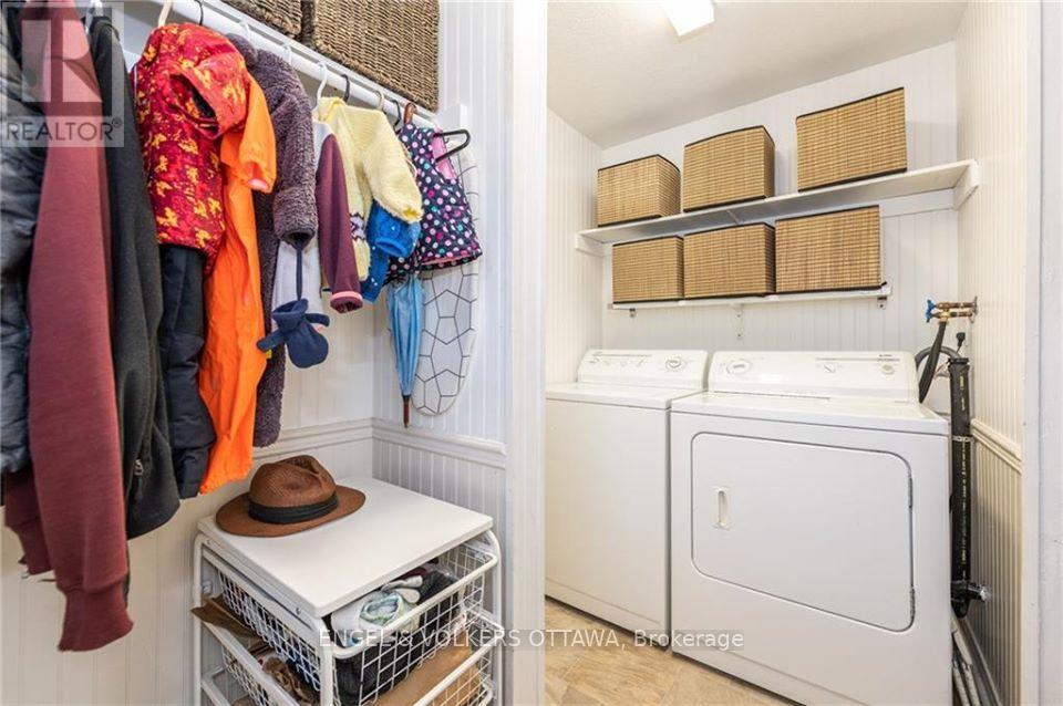 223 Carruthers Avenue, Ottawa, Ontario  K1Y 1N8 - Photo 10 - X12965638