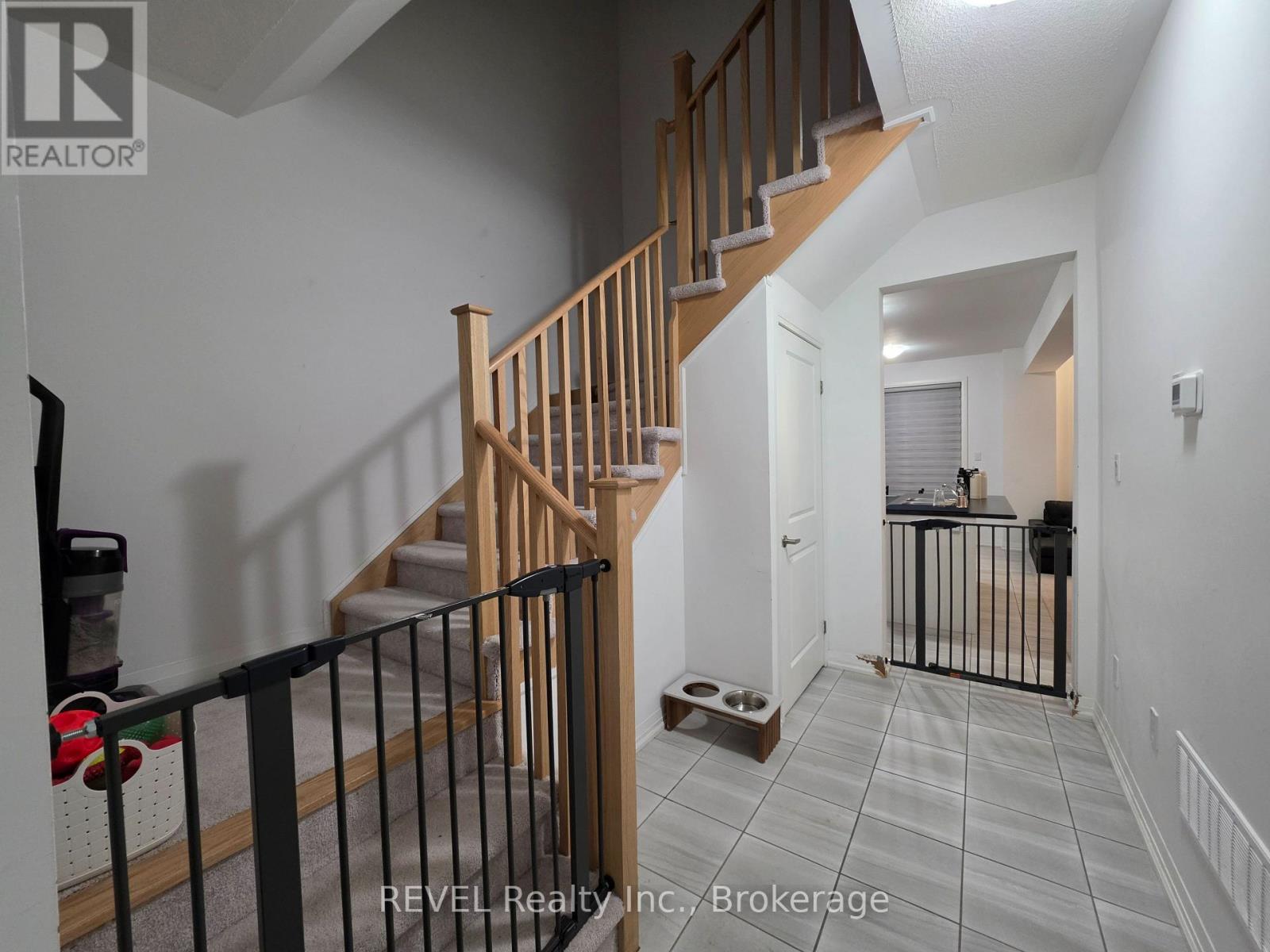 18 - 7441 Baycrest Common, Niagara Falls, Ontario  L2G 3L9 - Photo 4 - X12965434