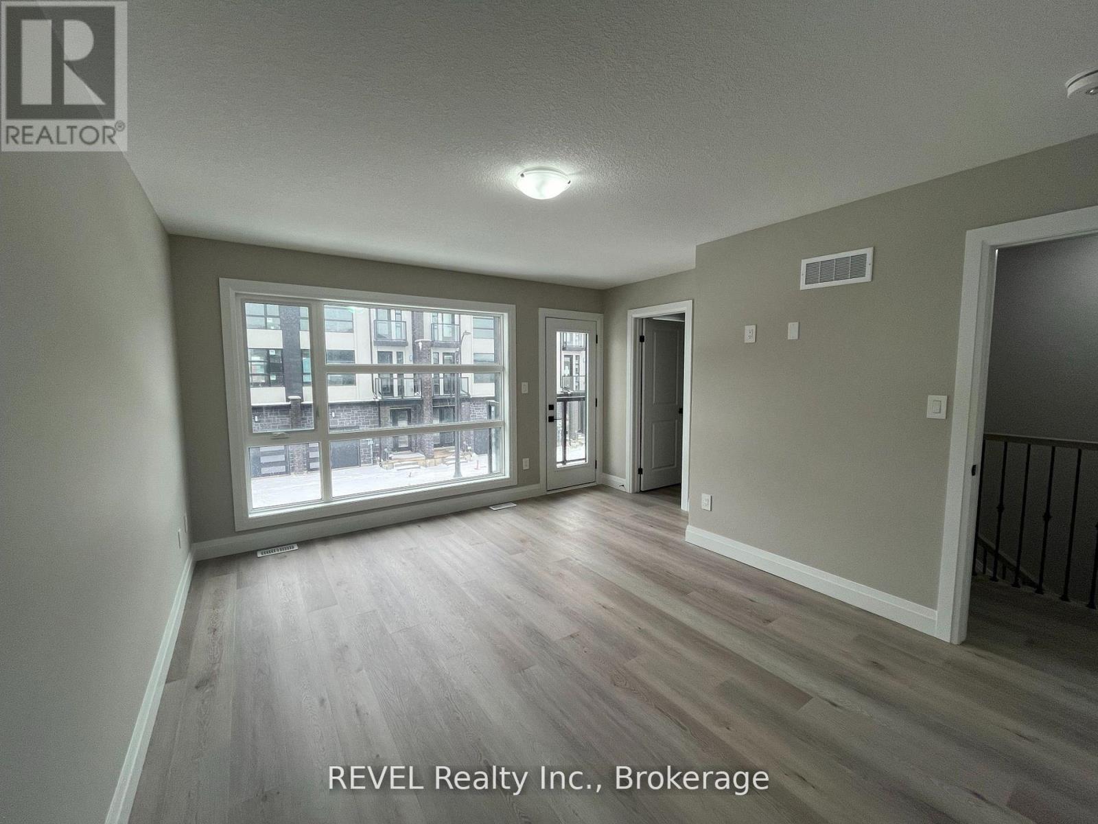 16 Keystone Trail, Welland, Ontario  L3B 0N8 - Photo 11 - X12965456