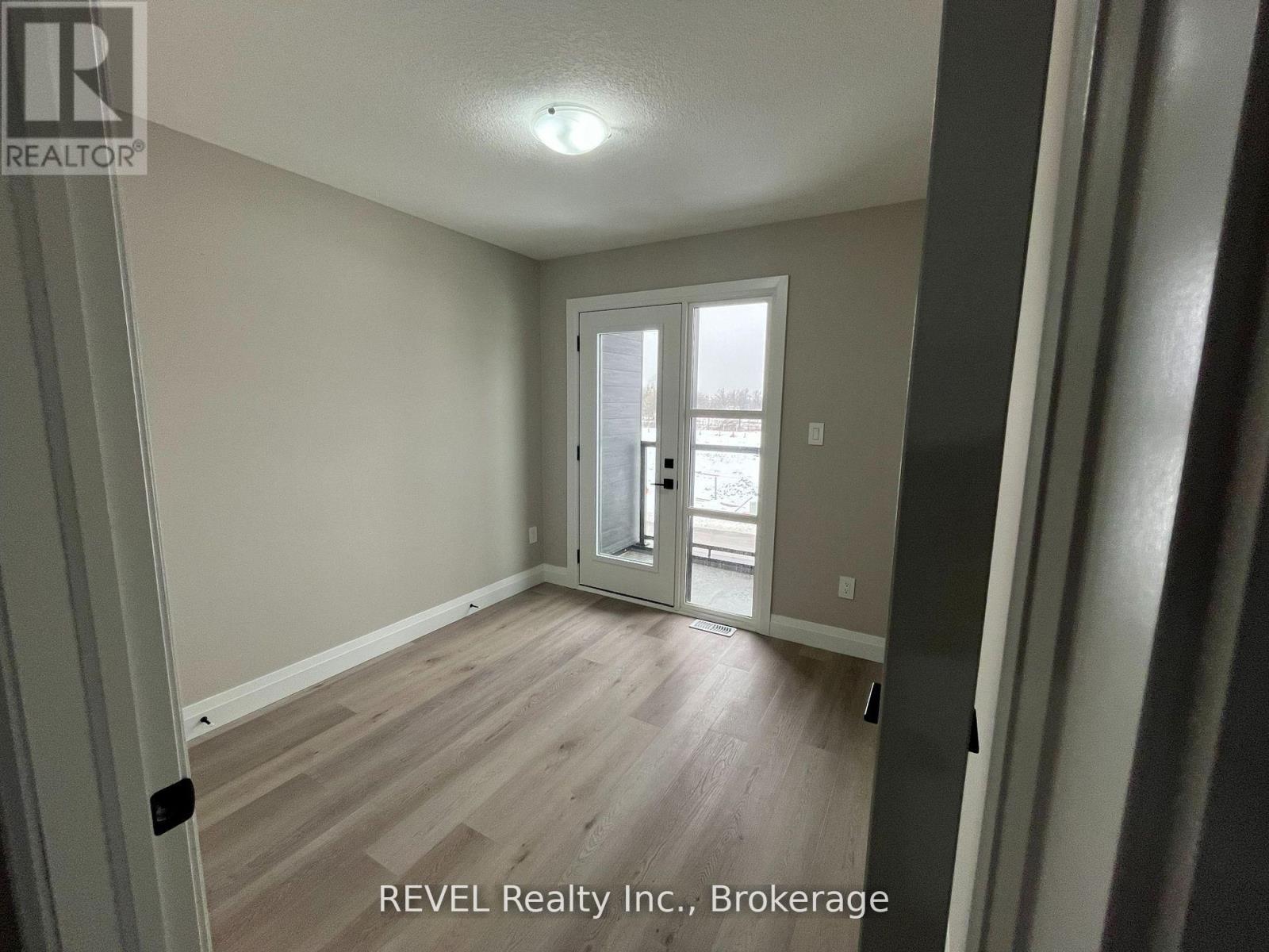 16 Keystone Trail, Welland, Ontario  L3B 0N8 - Photo 19 - X12965456