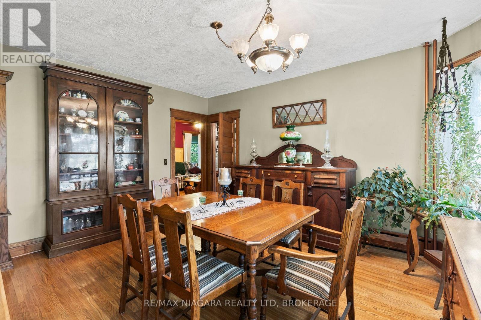 3362 Montrose Road, Fort Erie, Ontario  L3B 5N7 - Photo 10 - X12965474