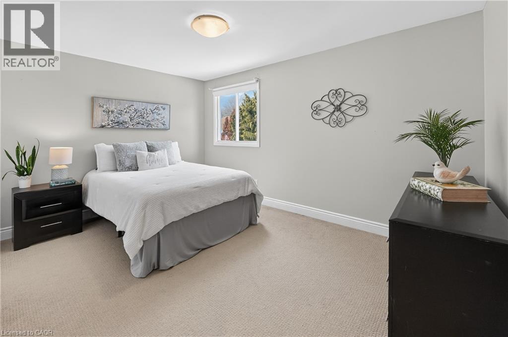 16 Samuel Road, Grimsby, Ontario  L3M 4P6 - Photo 11 - 40807384