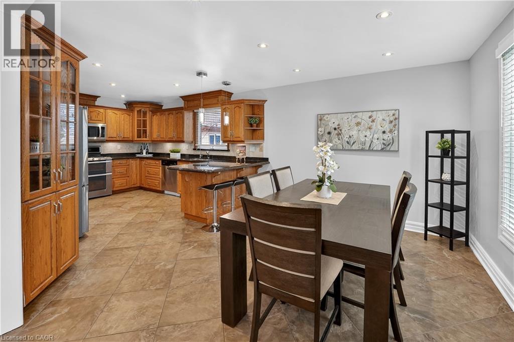 16 Samuel Road, Grimsby, Ontario  L3M 4P6 - Photo 6 - 40807384