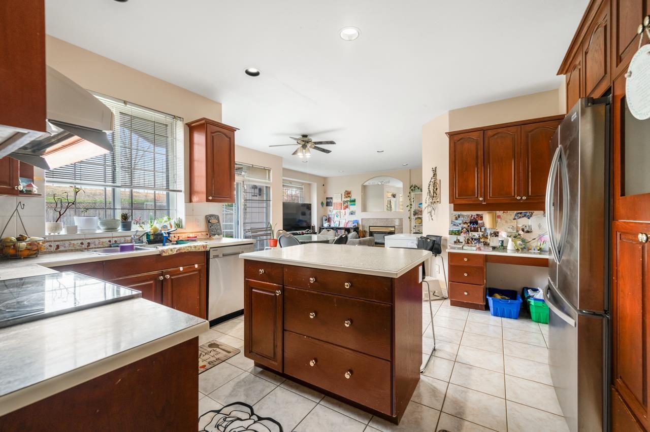 16988 103a Avenue, Surrey, British Columbia  V4N 4N9 - Photo 8 - R3107346