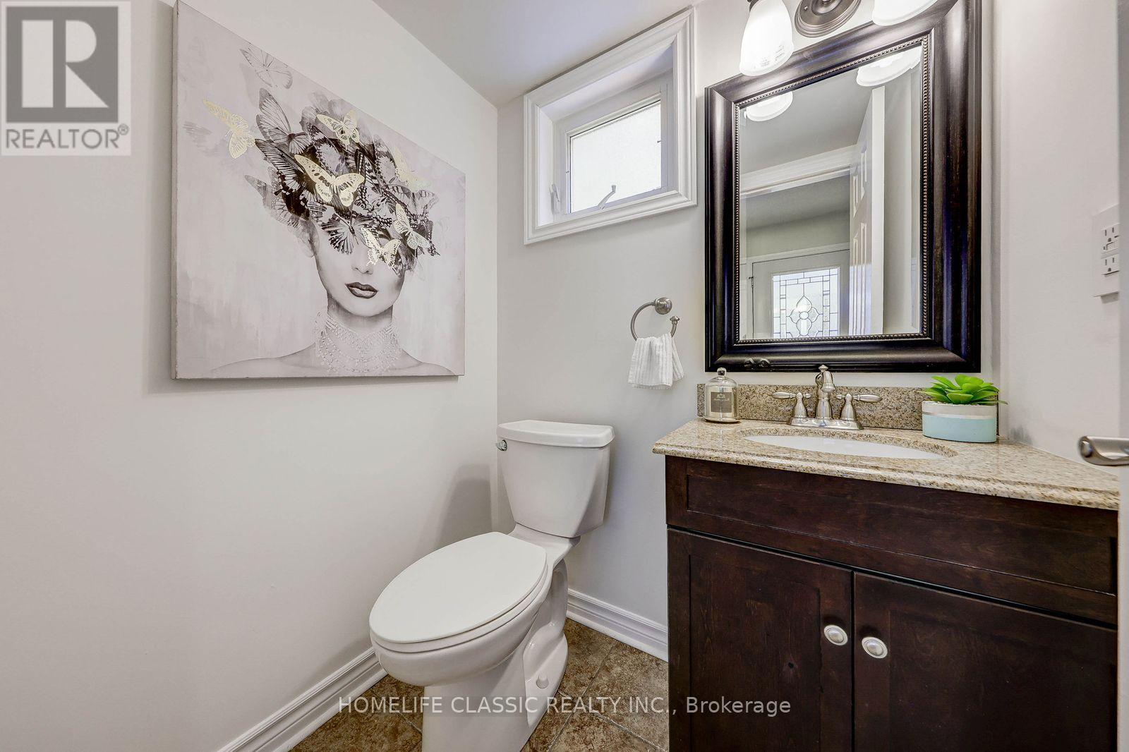 56 Gray Crescent, Richmond Hill, Ontario  L4C 5V5 - Photo 19 - N12960820