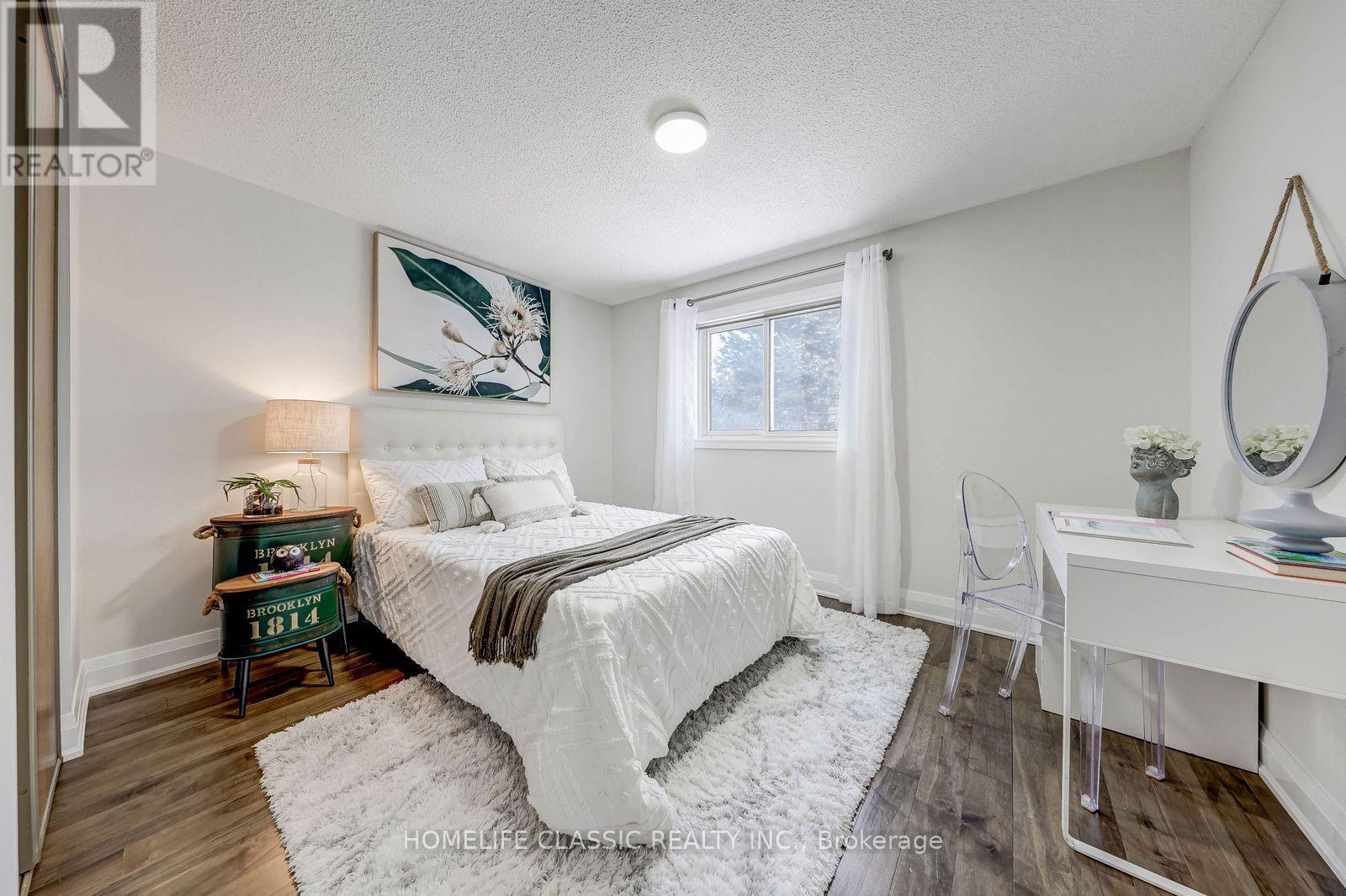 56 Gray Crescent, Richmond Hill, Ontario  L4C 5V5 - Photo 25 - N12960820