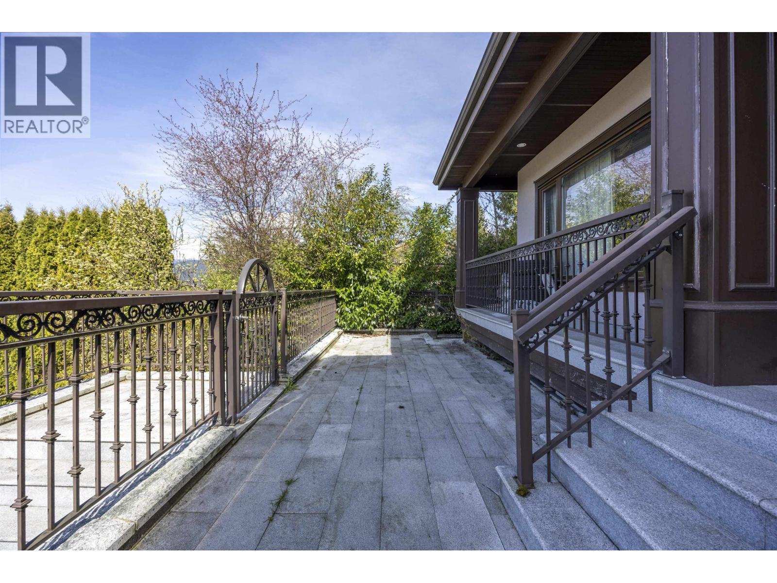 7282 Ridge Drive, Burnaby, British Columbia V5A 1B5 - Photo 35 - R3073550