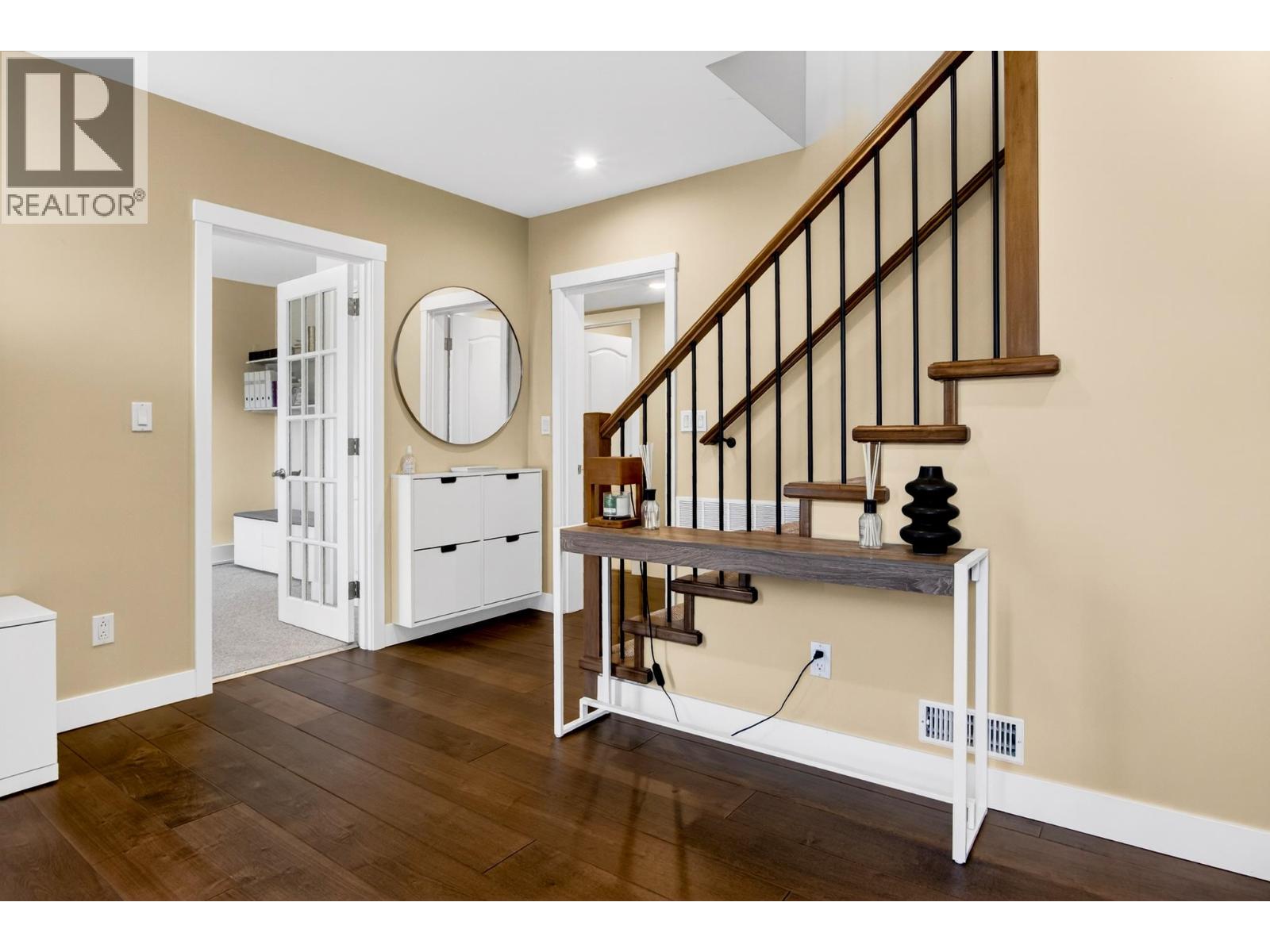 981 Kinsac Street, Coquitlam, British Columbia  V3J 4T8 - Photo 10 - R3107267