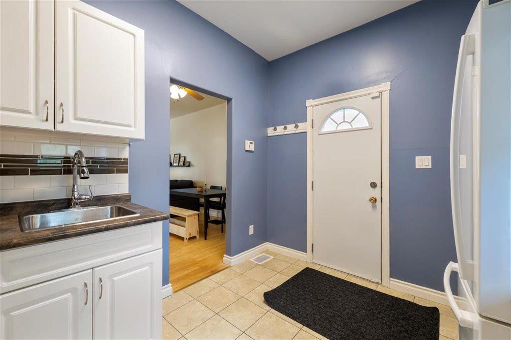 266 Parkview Street, Winnipeg, Manitoba  R3J 1S3 - Photo 10 - 202606485