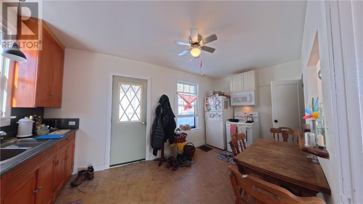 1021 Crescent Street Unit# A, Willisville, Ontario  P0P 2H0 - Photo 3 - 2126984