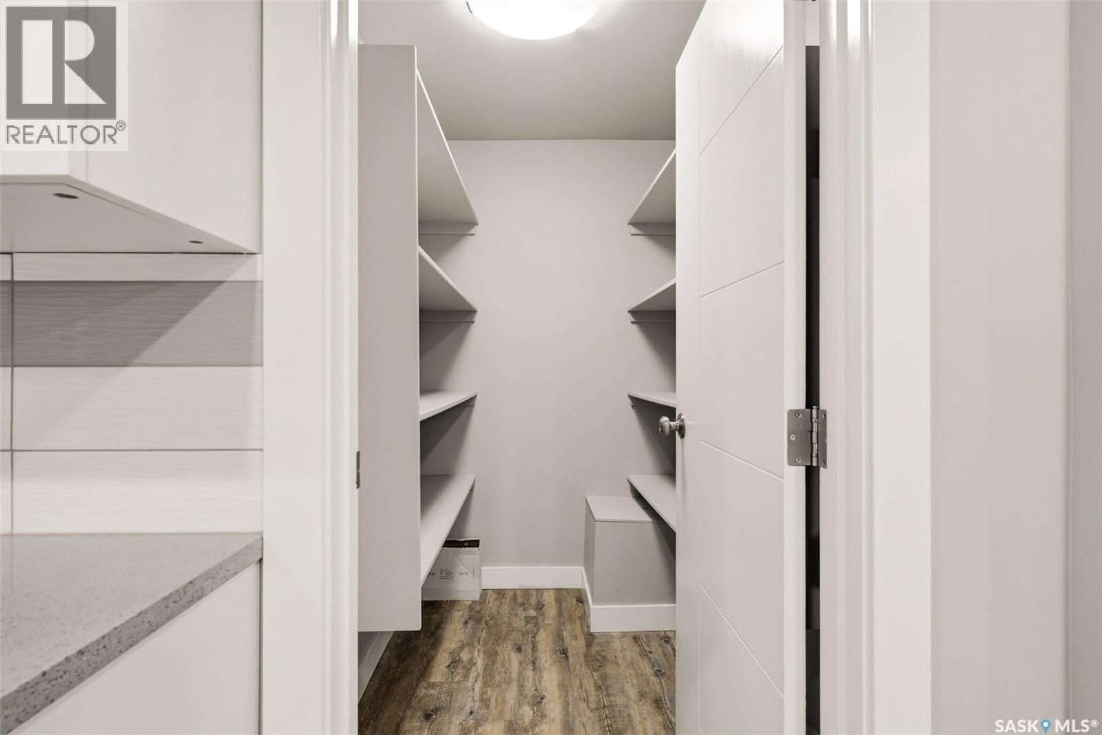 3246 Retallack Street, Regina, Saskatchewan  S4S 1T6 - Photo 30 - SK032250