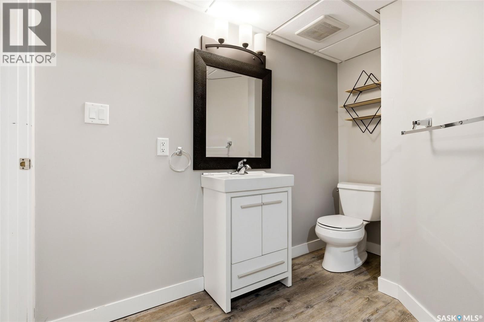 3246 Retallack Street, Regina, Saskatchewan  S4S 1T6 - Photo 32 - SK032250