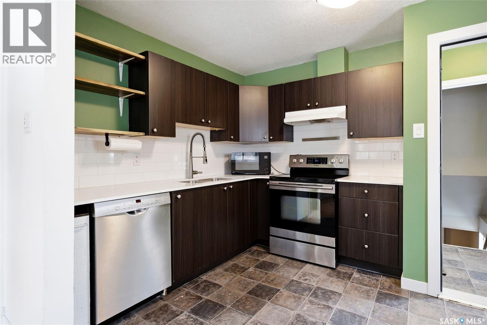 3246 Retallack Street, Regina, Saskatchewan  S4S 1T6 - Photo 8 - SK032250