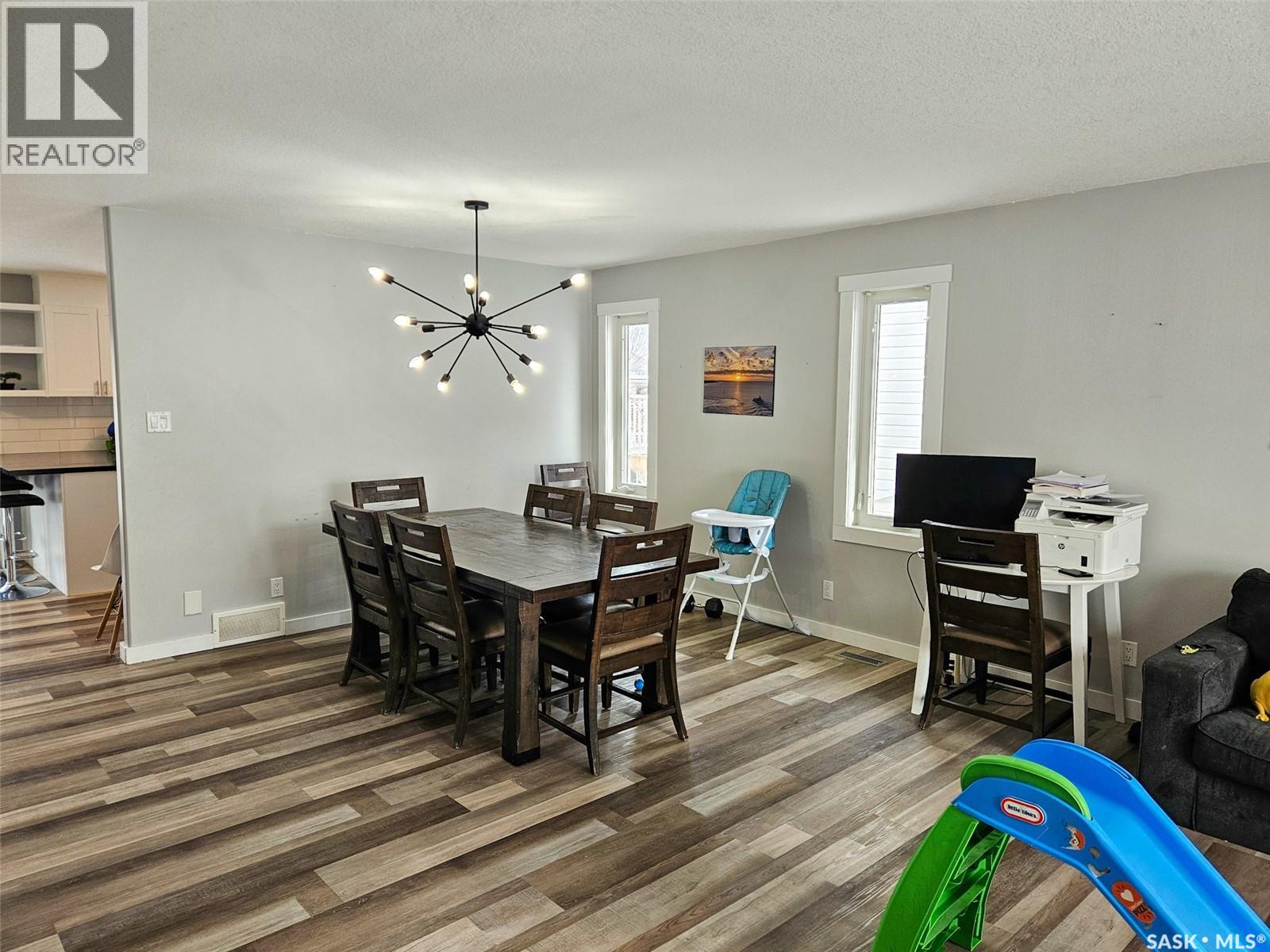 519 Palliser Drive, Swift Current, Saskatchewan  S9H 5C5 - Photo 5 - SK032247