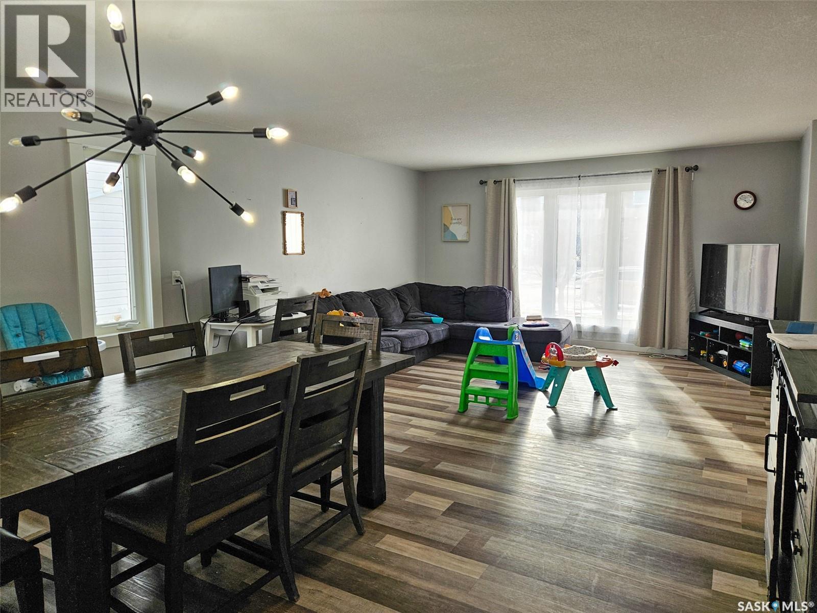 519 Palliser Drive, Swift Current, Saskatchewan  S9H 5C5 - Photo 6 - SK032247