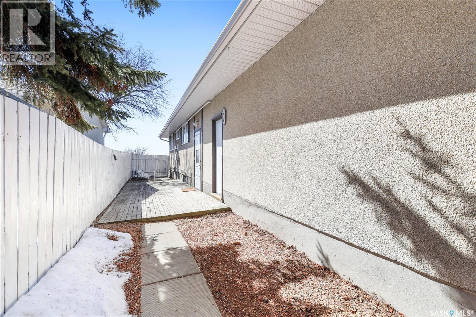 761 Sneddon Street, Regina, Saskatchewan  S4T 6H3 - Photo 32 - SK032244