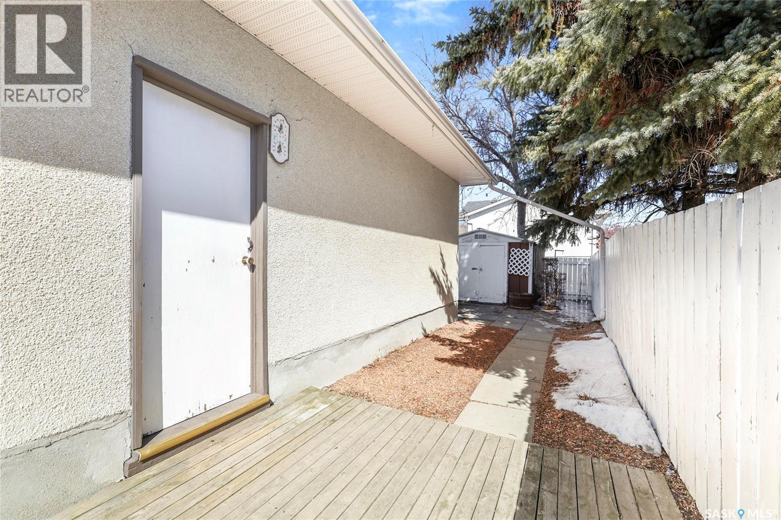 761 Sneddon Street, Regina, Saskatchewan  S4T 6H3 - Photo 34 - SK032244