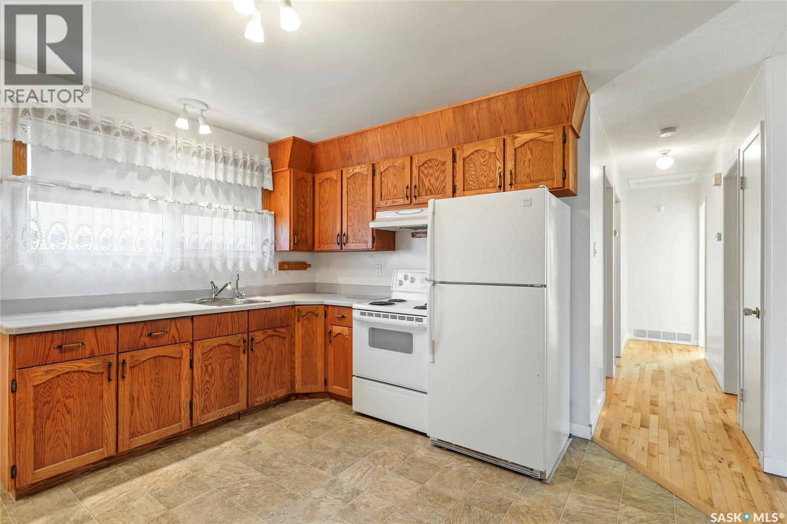 761 Sneddon Street, Regina, Saskatchewan  S4T 6H3 - Photo 6 - SK032244