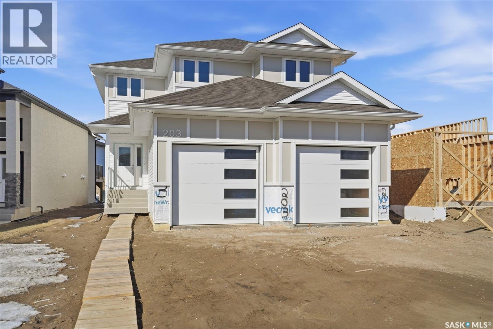 203 Sharma Lane, Saskatoon, Saskatchewan  S7W 0Y4 - Photo 2 - SK031932