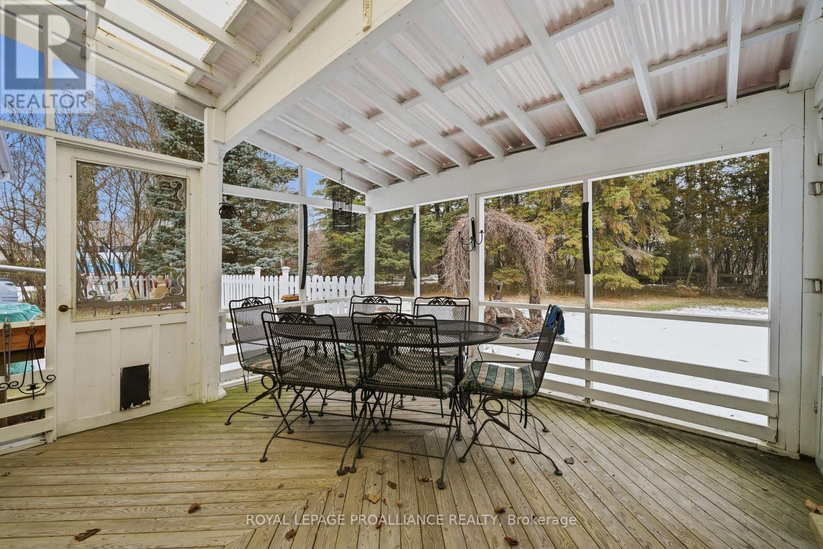 138 Burns Avenue, Quinte West, Ontario  K8R 1G3 - Photo 24 - X12867642