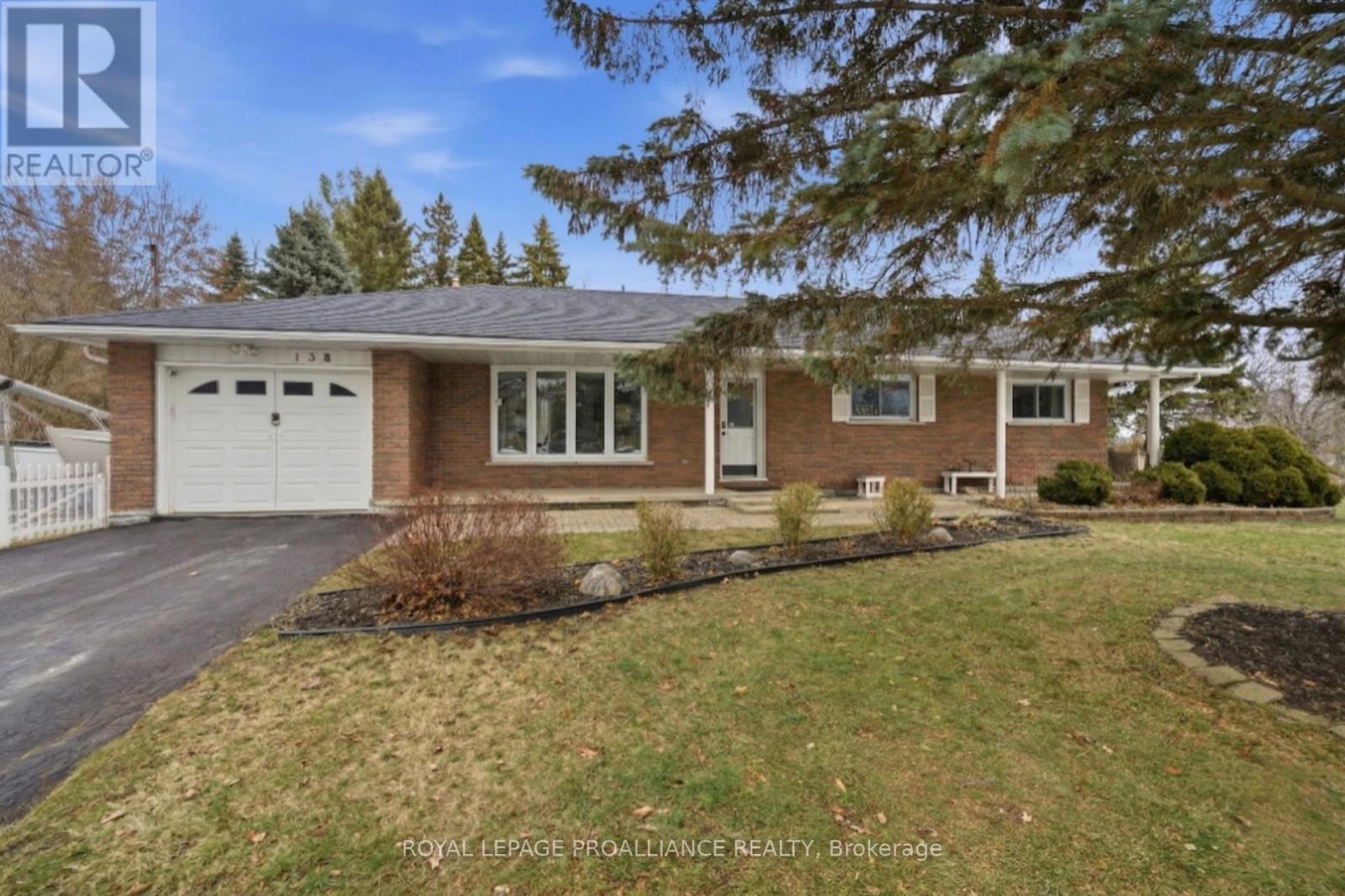 138 Burns Avenue, Quinte West, Ontario  K8R 1G3 - Photo 38 - X12867642