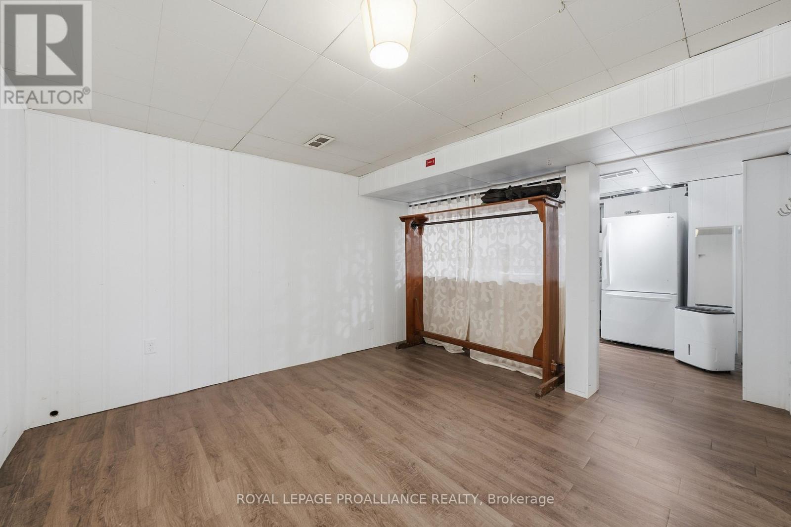 138 Burns Avenue, Quinte West, Ontario  K8R 1G3 - Photo 31 - X12867642