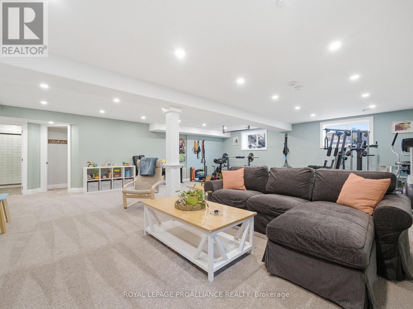 21 Woodburn Drive, Quinte West, Ontario  K8V 0C6 - Photo 30 - X12887278