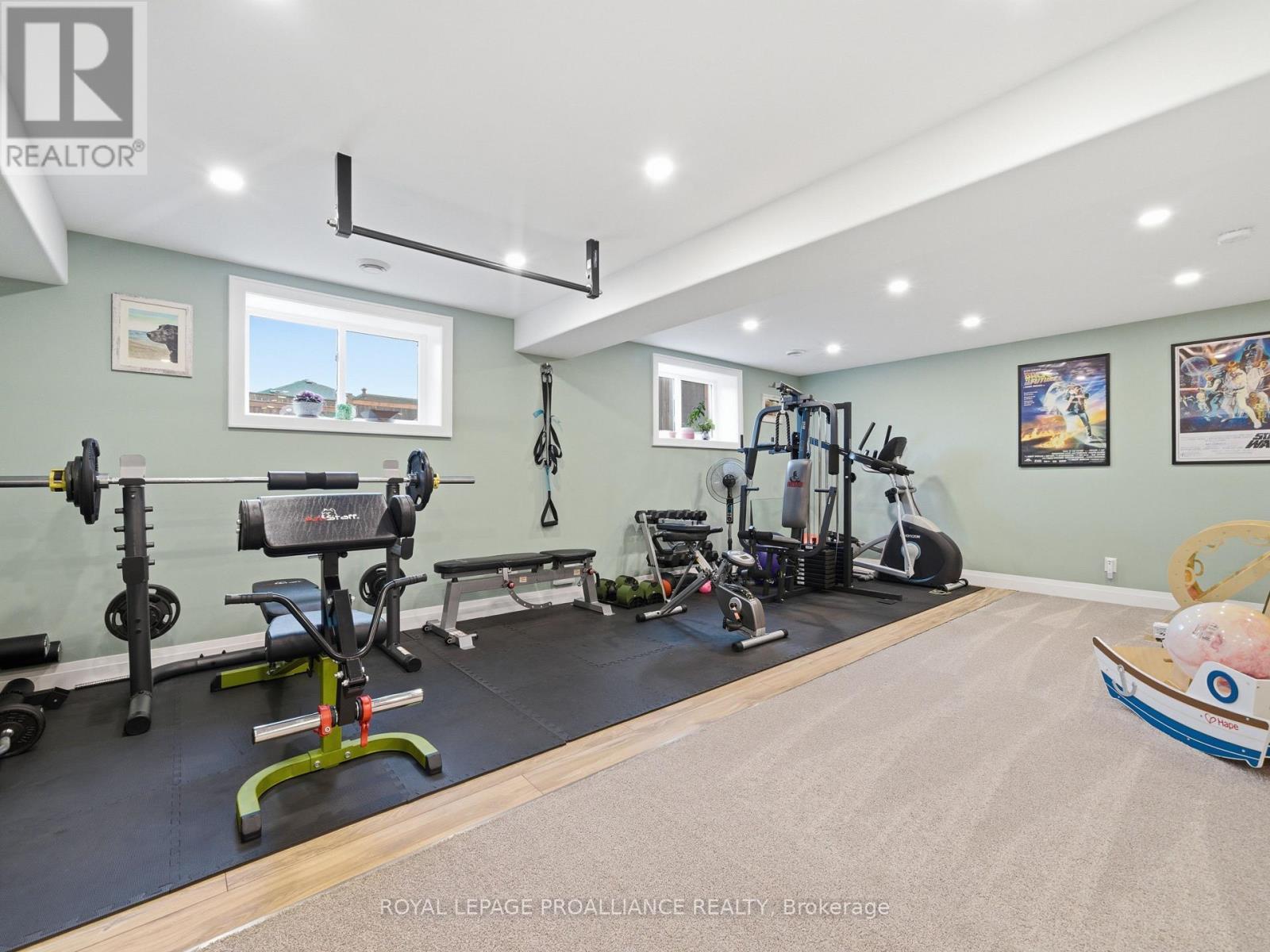 21 Woodburn Drive, Quinte West, Ontario  K8V 0C6 - Photo 31 - X12887278