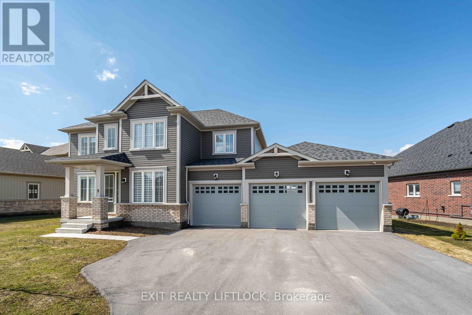 9 WISHING WELL LANE, Otonabee-South Monaghan, Ontario